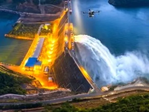 Việt Nam thực hiện cuộc đại di dân lịch sử 20.340 hộ, nhường chỗ cho công trình thủy điện Sơn La 60.200 tỷ lớn nhất ĐNÁ