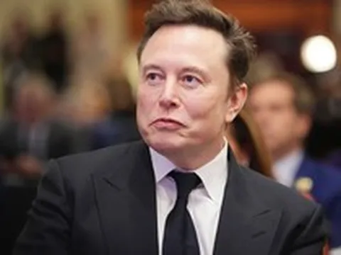 Cuộc chơi xe điện nóng hơn bao giờ hết: Elon Musk tuyển người có thể quản lý hơn 20 dự án trạm sạc cùng lúc tại Việt Nam