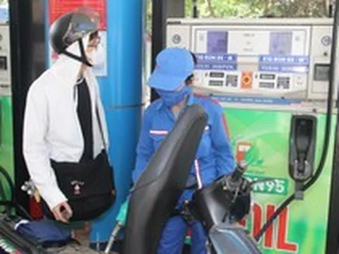 Giá xăng dầu đồng loạt tăng