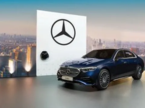 Mercedes-Benz ra mắt loạt xe điện hoá mới tại Việt Nam, giá từ 1,6 đến 8,9 tỷ đồng