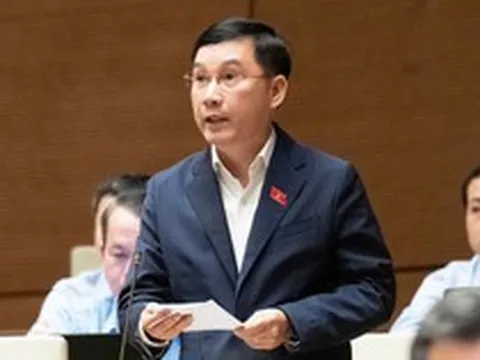 Dân giữ 500 tấn vàng, gửi ngân hàng 11,2 triệu tỷ, vốn vẫn không vào sản xuất